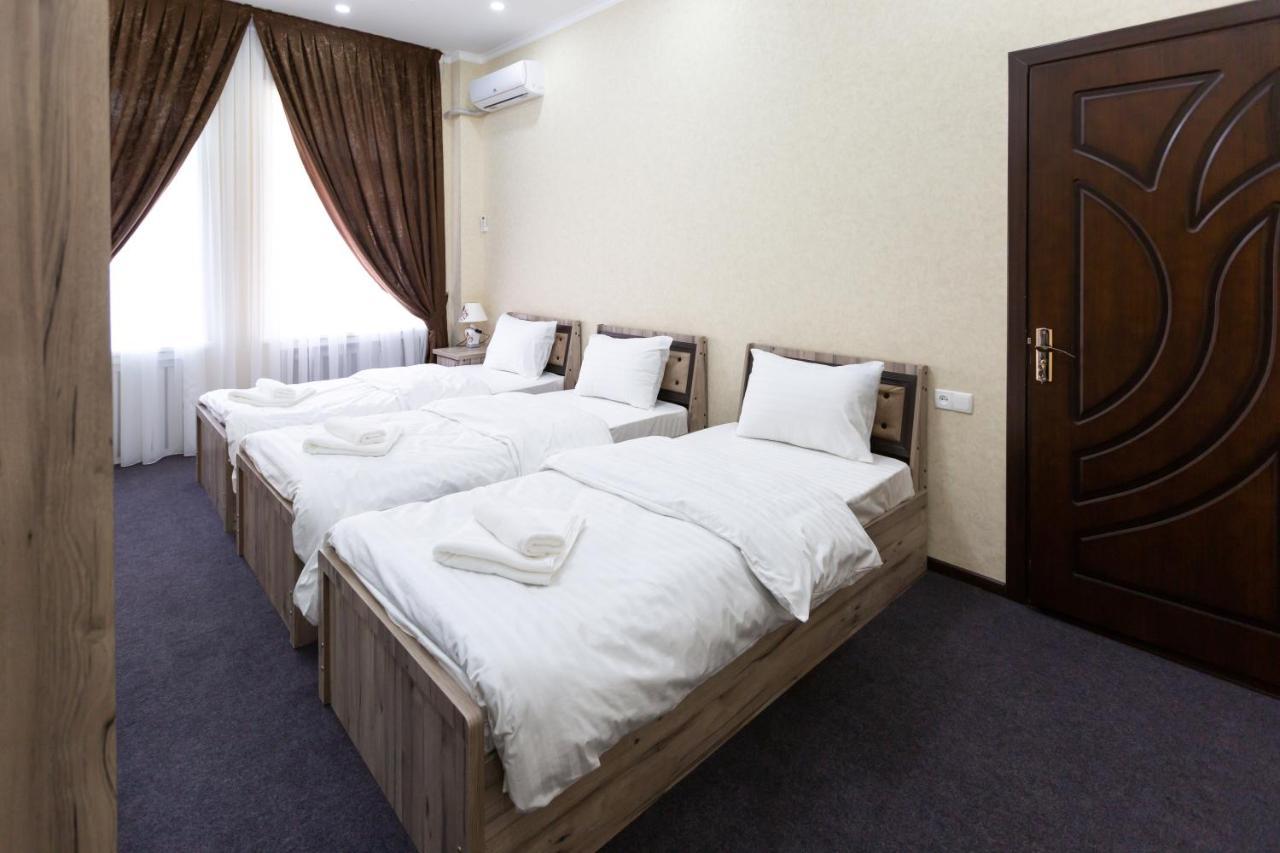Light Hotel Tashkent Exterior photo