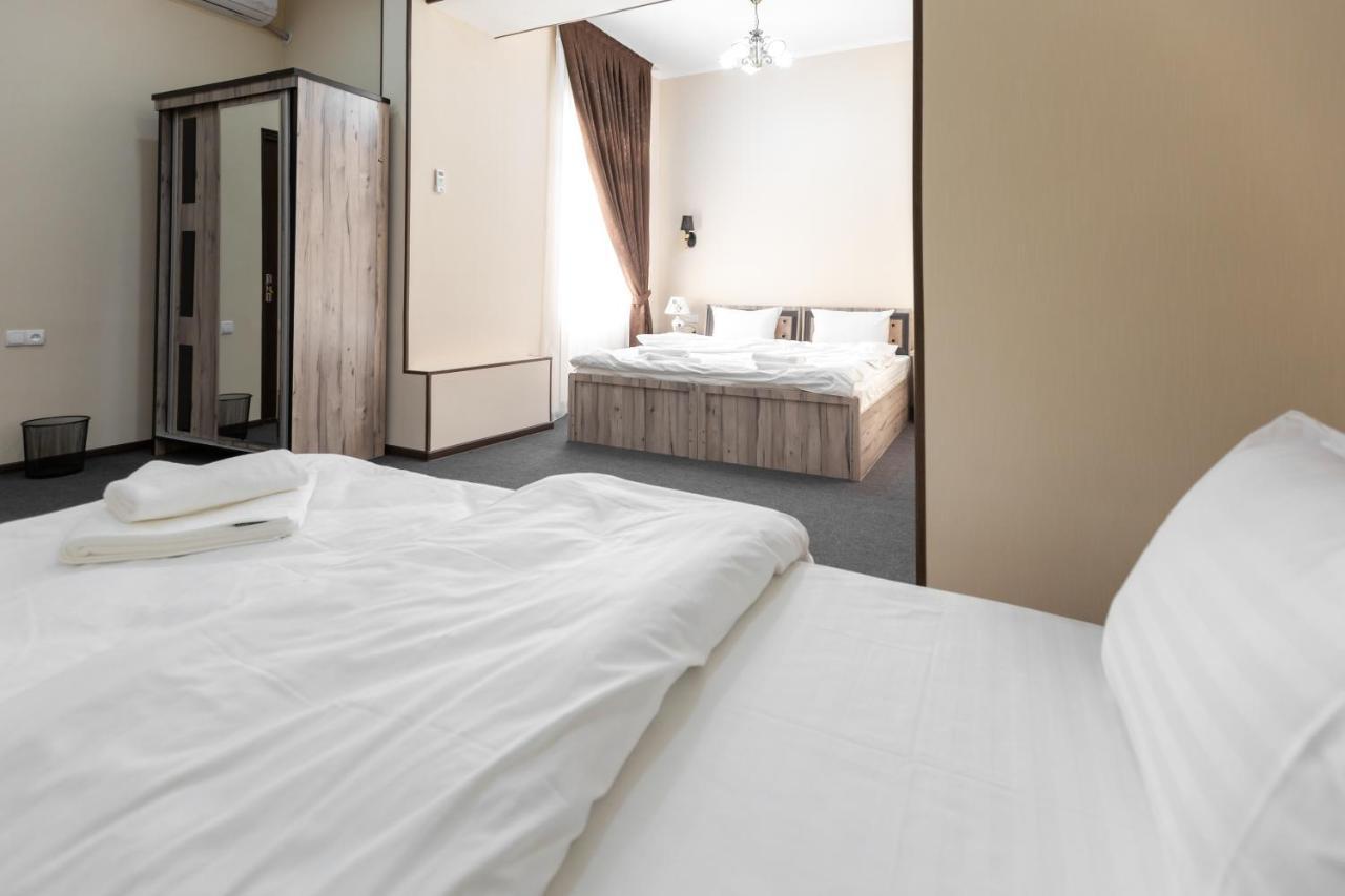 Light Hotel Tashkent Exterior photo